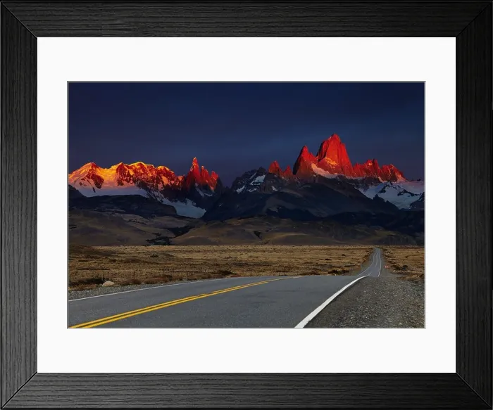 Framed Print : Mount Fitz Roy at sunrise, alpenglow. Los Glaciares National Park, Patagonia, Argentina Framed Print : Mount Fitz Roy at sunrise, alpenglow. Los Glaciares National Park, Patagonia, Argentina