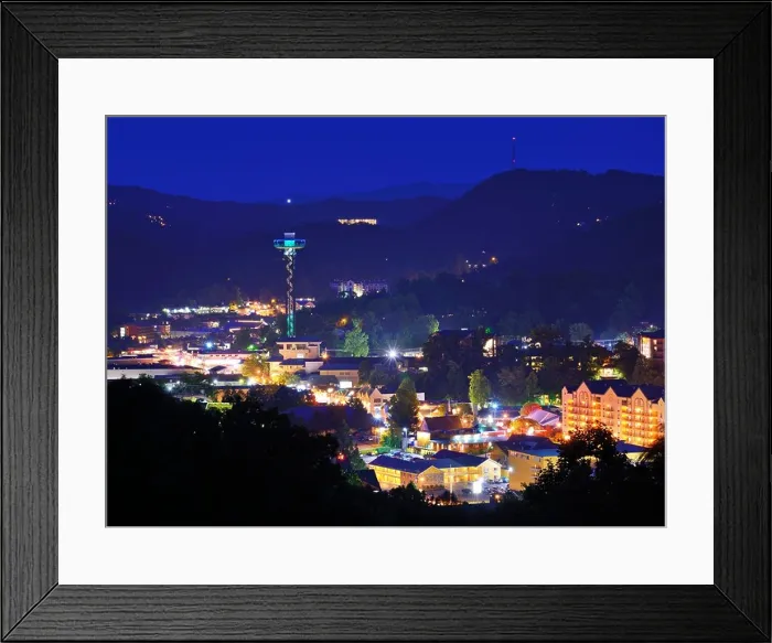 Framed Print : The skyline of downtown Gatlinburg, Tennessee, USA in the Great Smoky Mountains Framed Print : The skyline of downtown Gatlinburg, Tennessee, USA in the Great Smoky Mountains