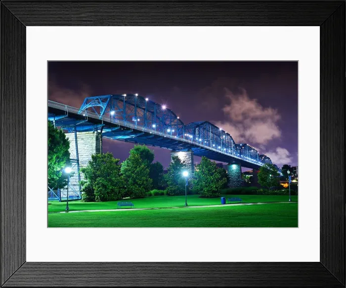 Framed Print : Walnut Street Bridge over Coolidge Park in Chattanooga, Tennessee Framed Print : Walnut Street Bridge over Coolidge Park in Chattanooga, Tennessee
