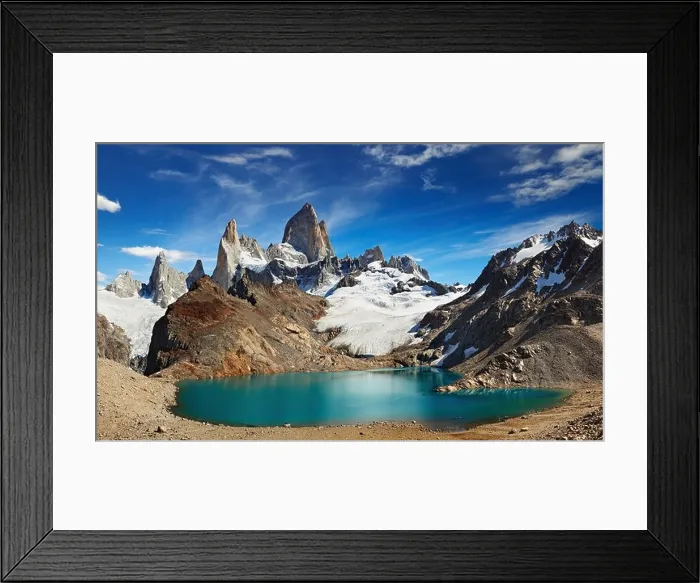 Framed Print : Laguna de Los Tres and mount Fitz Roy, Los Glaciares National Park, Patagonia, Argentina Framed Print : Laguna de Los Tres and mount Fitz Roy, Los Glaciares National Park, Patagonia, Argentina