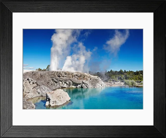 Framed Print : Pohutu Geyser, Whakarewarewa Thermal Valley, Rotorua, New Zealand Framed Print : Pohutu Geyser, Whakarewarewa Thermal Valley, Rotorua, New Zealand