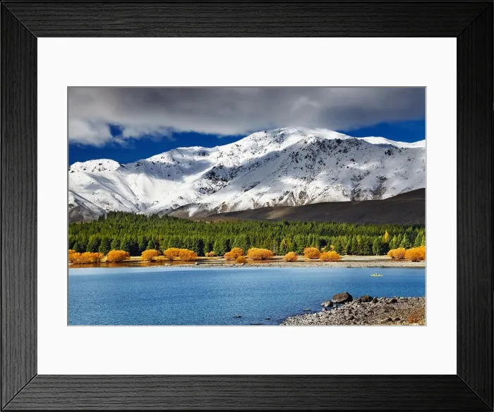Framed Print : Mountain landscape, Lake Tekapo, New Zealand Framed Print : Mountain landscape, Lake Tekapo, New Zealand