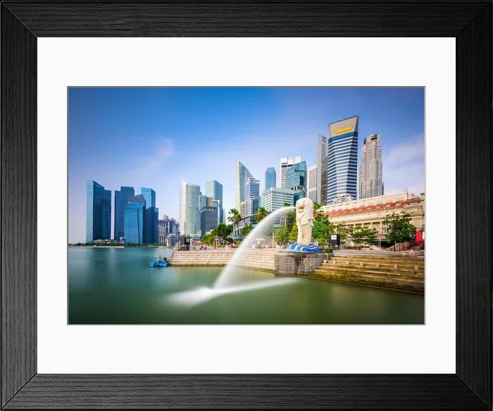 Framed Print : Singapore skyline at the Merlion fountain Framed Print : Singapore skyline at the Merlion fountain