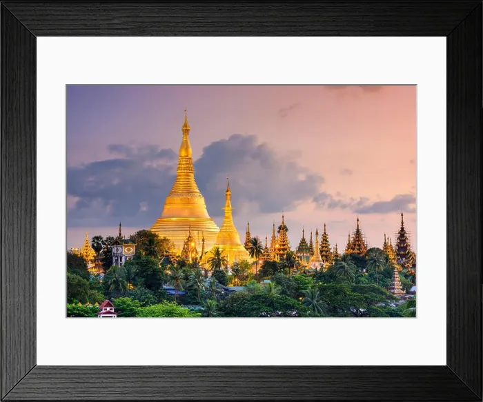 Framed Print : Yangon, Myanmar view of Shwedagon Pagoda at dusk Framed Print : Yangon, Myanmar view of Shwedagon Pagoda at dusk