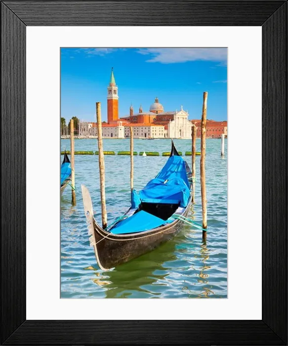 Framed Print : Venice - Gondola on the Grand Canal, Venice Lagoon, Italy Framed Print : Venice - Gondola on the Grand Canal, Venice Lagoon, Italy
