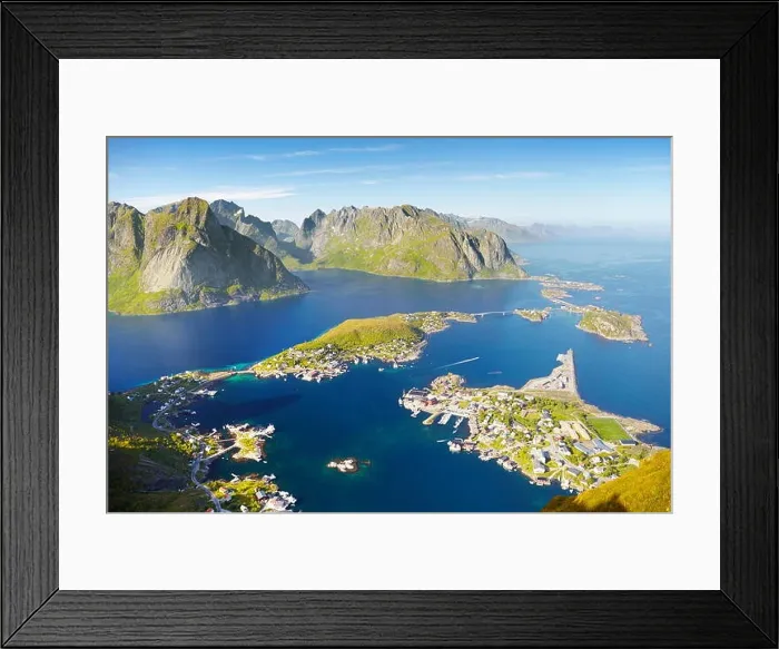 Framed Print : Lofoten Islands, Reine, Moskenes, Norway Framed Print : Lofoten Islands, Reine, Moskenes, Norway