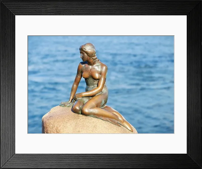 Framed Print : The Little Mermaid Statue, Copenhagen, Denmark Framed Print : The Little Mermaid Statue, Copenhagen, Denmark