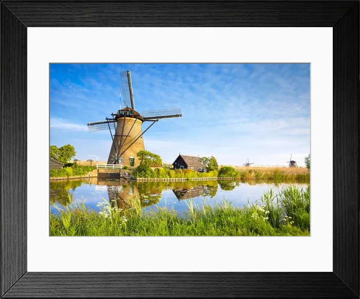 Framed Print : Kinderdijk windmills - Holland Netherlands Framed Print : Kinderdijk windmills - Holland Netherlands
