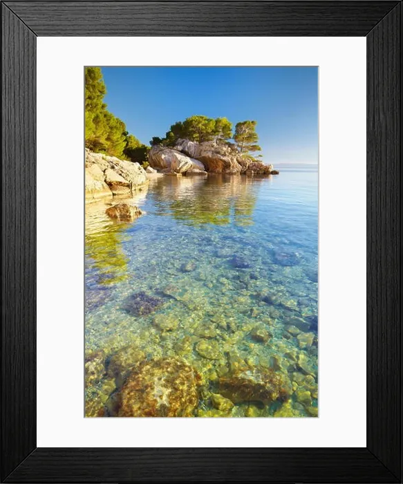 Framed Print : Beach in Brela Village, Makarska Riviera, Croatia, Europe Framed Print : Beach in Brela Village, Makarska Riviera, Croatia, Europe