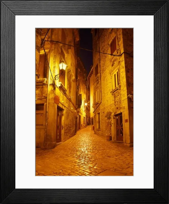 Framed Print : Old Town in Rovinj, Croatia, Europe Framed Print : Old Town in Rovinj, Croatia, Europe