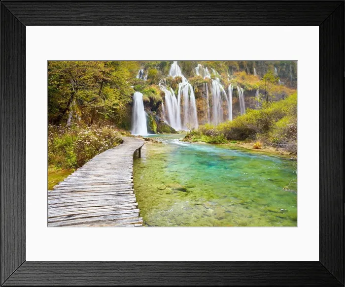 Framed Print : Waterfalls in Plitvice Lakes National Park, Croatia, UNESCO Framed Print : Waterfalls in Plitvice Lakes National Park, Croatia, UNESCO