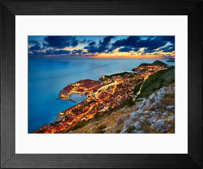 Framed Print : Dubrovnik - view at Old Town City by night, Croatia Framed Print : Dubrovnik - view at Old Town City by night, Croatia