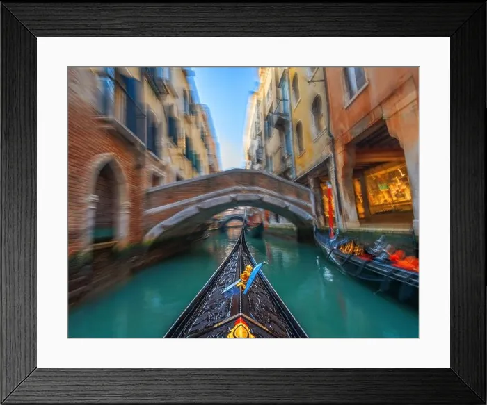Framed Print : Venice, Italy from a fast moving gondola with motion blur Framed Print : Venice, Italy from a fast moving gondola with motion blur