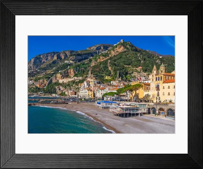 Framed Print : Amalfi, Italy coastal town skyline on the Tyrrhenian Sea Framed Print : Amalfi, Italy coastal town skyline on the Tyrrhenian Sea