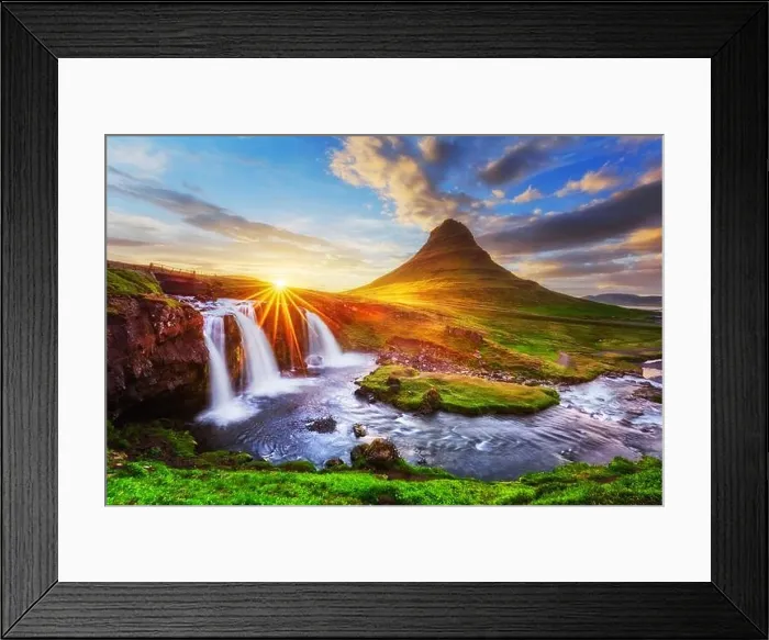 Framed Print : Morning landscape with rising sun on Kirkjufellsfoss waterfall and Kirkjufell mountain, Iceland, Europe Framed Print : Morning landscape with rising sun on Kirkjufellsfoss waterfall and Kirkjufell mountain, Iceland, Europe