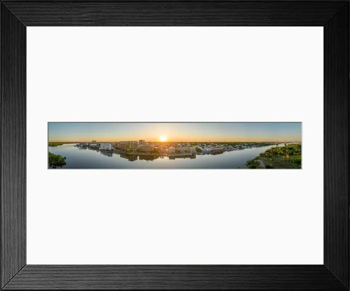 Framed Print : Wilmington, North Carolina, USA downtown cityscape panorama over the Cape Fear River Framed Print : Wilmington, North Carolina, USA downtown cityscape panorama over the Cape Fear River