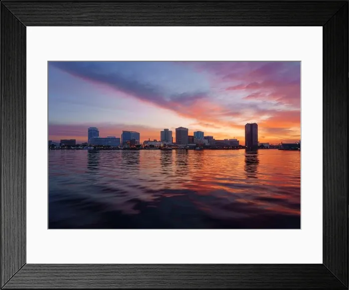 Framed Print : Norfolk, Virginia, USA on the Chesapeake Bay at dawn Framed Print : Norfolk, Virginia, USA on the Chesapeake Bay at dawn