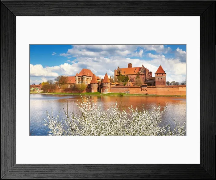 Framed Print : Malbork, Teutonic Knights castle, Pomerania, Poland, Europe Framed Print : Malbork, Teutonic Knights castle, Pomerania, Poland, Europe