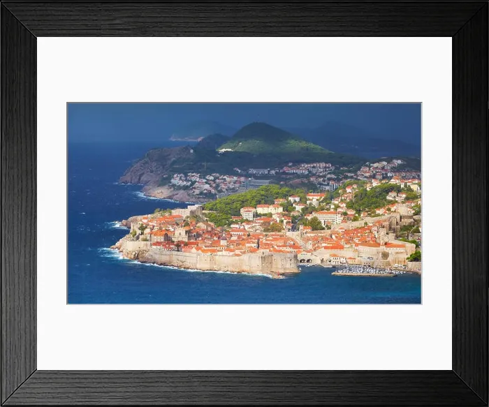 Framed Print : Dubrovnik, Croatia, Europe Framed Print : Dubrovnik, Croatia, Europe