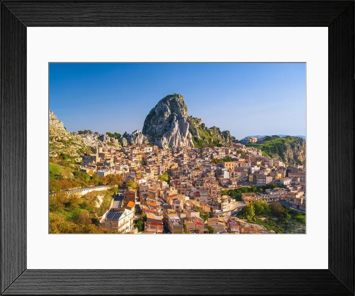 Framed Print : Caltabellota, Sicily, Italy historic town in Sicily at dusk Framed Print : Caltabellota, Sicily, Italy historic town in Sicily at dusk