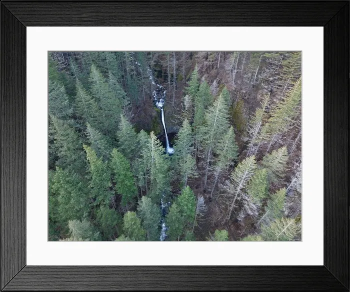 Framed Print : The beautiful Horsetail Falls is located on the Oregon side of the scenic Columbia River Gorge, just about a 30 minute drive east of Portland