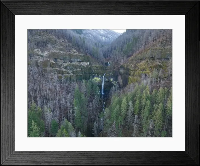 Framed Print : The exquisite Elowah Falls is located on the Oregon side of the Columbia River Gorge. This scenic waterfall is just about 30 miles east of Portland Framed Print : The exquisite Elowah Falls is located on the Oregon side of the Columbia River Gorge. This scenic waterfall is just about 30 miles east of Portland