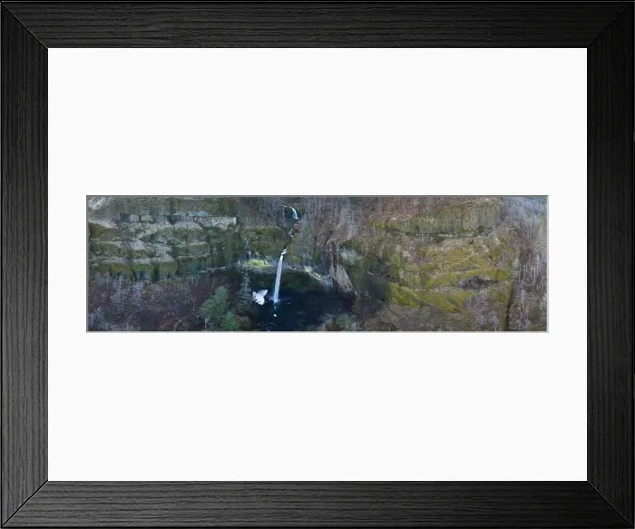 Framed Print : The exquisite Elowah Falls is located on the Oregon side of the Columbia River Gorge. This scenic waterfall is just about 30 miles east of Portland Framed Print : The exquisite Elowah Falls is located on the Oregon side of the Columbia River Gorge. This scenic waterfall is just about 30 miles east of Portland