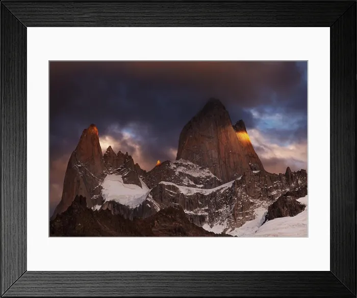Framed Print : Mount Fitz Roy at sunrise, Patagonia, Argentina Framed Print : Mount Fitz Roy at sunrise, Patagonia, Argentina