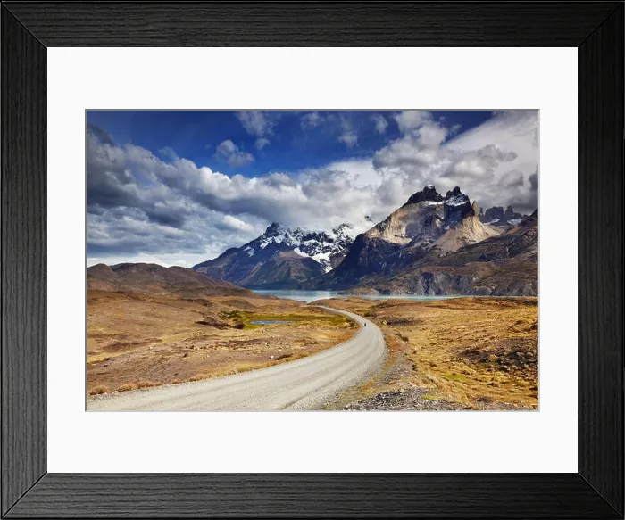 Framed Print : Torres del Paine National Park, Patagonia, Chile Framed Print : Torres del Paine National Park, Patagonia, Chile