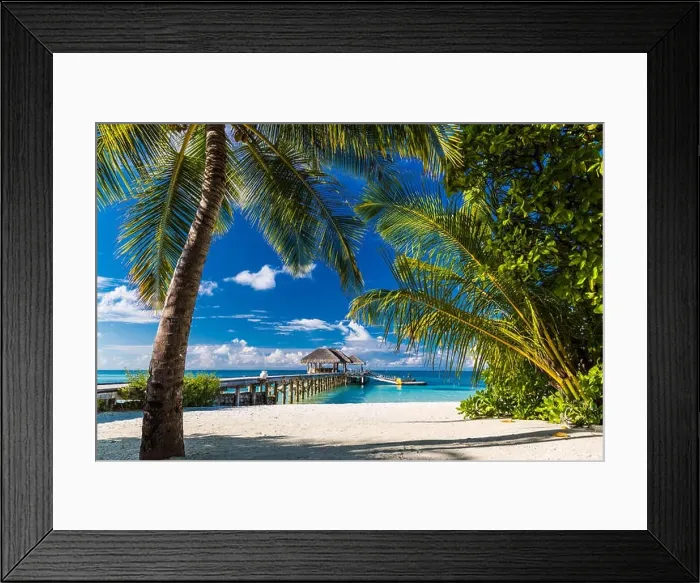 Framed Print : Beautiful tropical beach, Maldives Framed Print : Beautiful tropical beach, Maldives