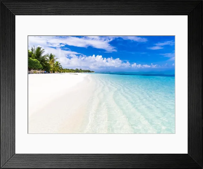 Framed Print : Amazing beach scenery in Maldives Framed Print : Amazing beach scenery in Maldives