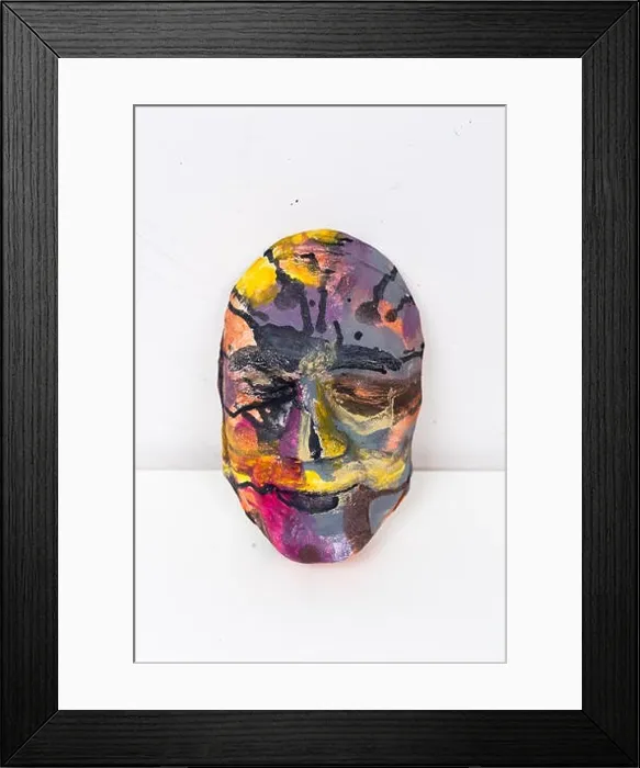 Framed Print : Macro close up of different color oil paint. Painting on whiiite background Framed Print : Macro close up of different color oil paint. Painting on whiiite background