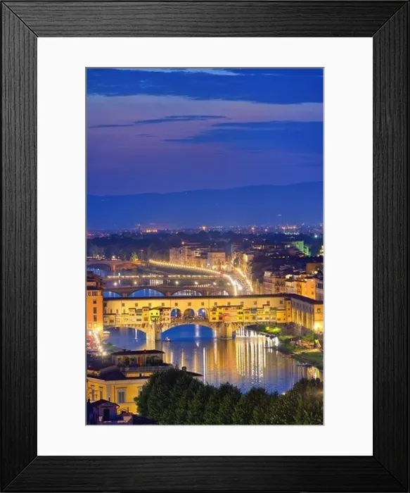 Framed Print : Night view of the River Arno and famous bridge Ponte Vecchio. Beautiful city night lights in Florence, Italy Framed Print : Night view of the River Arno and famous bridge Ponte Vecchio. Beautiful city night lights in Florence, Italy