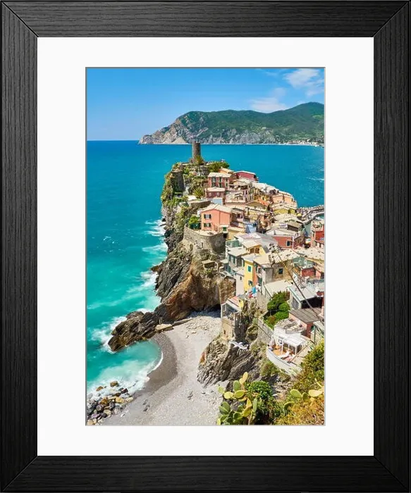 Framed Print : Vernazza, Cinque Terre, Liguria, Italy Framed Print : Vernazza, Cinque Terre, Liguria, Italy