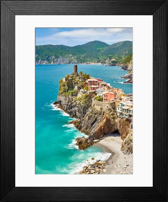 Framed Print : Vernazza, Cinque Terre National Park, Liguria, Italy, UNESCO Framed Print : Vernazza, Cinque Terre National Park, Liguria, Italy, UNESCO