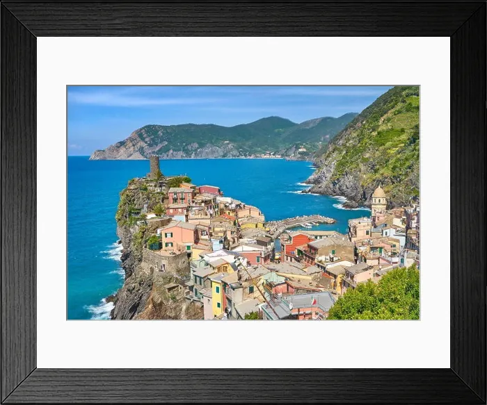 Framed Print : Vernazza, Cinque Terre National Park, Liguria, Italy, UNESCO Framed Print : Vernazza, Cinque Terre National Park, Liguria, Italy, UNESCO