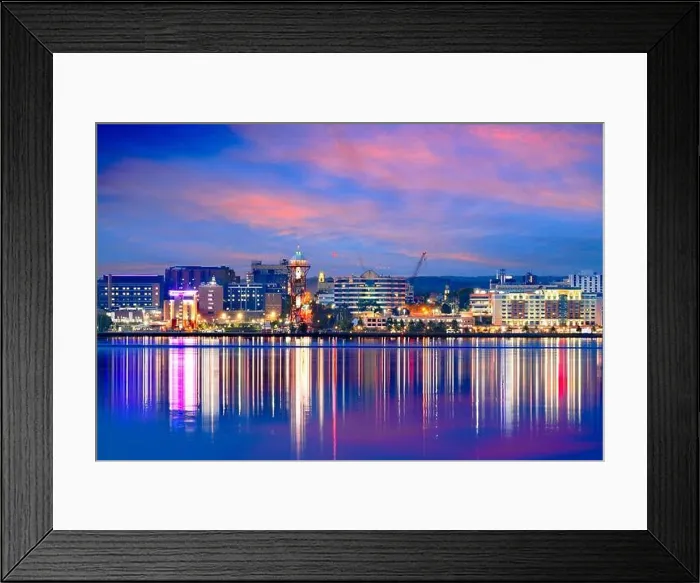 Framed Print : Erie, Pennsylvania, USA on Lake Erie at twilight Framed Print : Erie, Pennsylvania, USA on Lake Erie at twilight