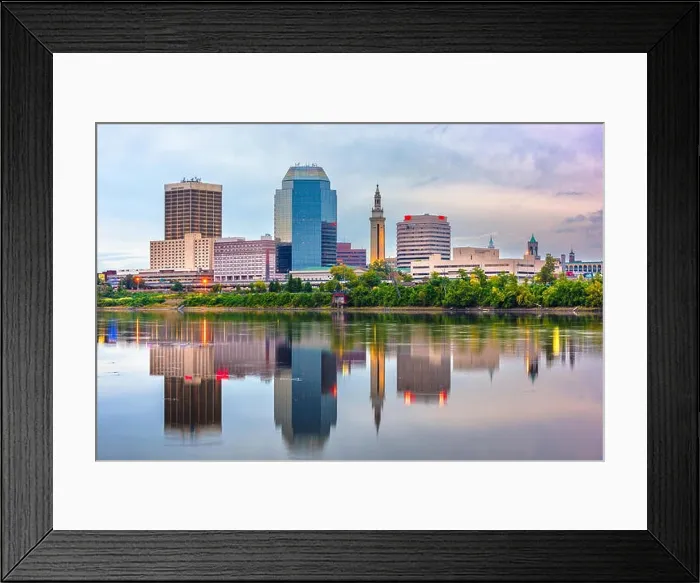 Framed Print : Springfield, Massachusetts, USA downtown skyline at dusk Framed Print : Springfield, Massachusetts, USA downtown skyline at dusk