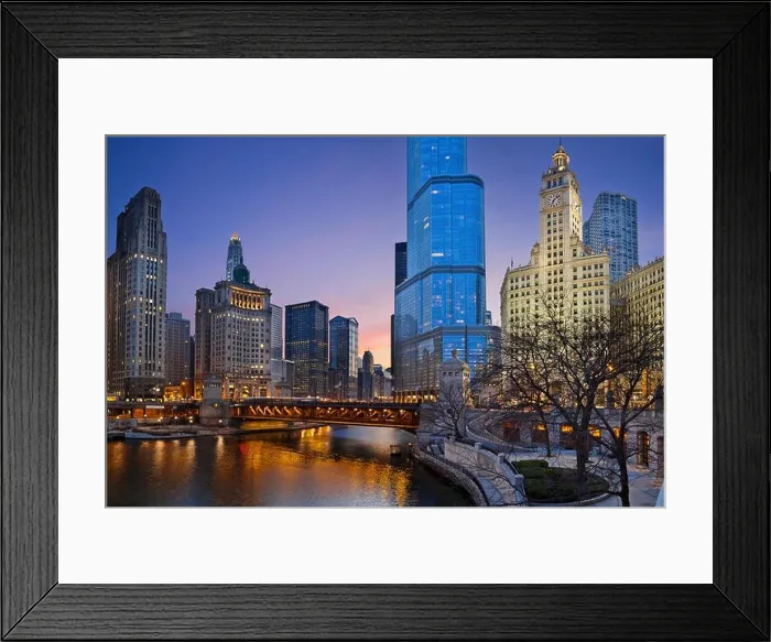 Framed Print : Chicago riverside. Image of Chicago downtown district at twilight