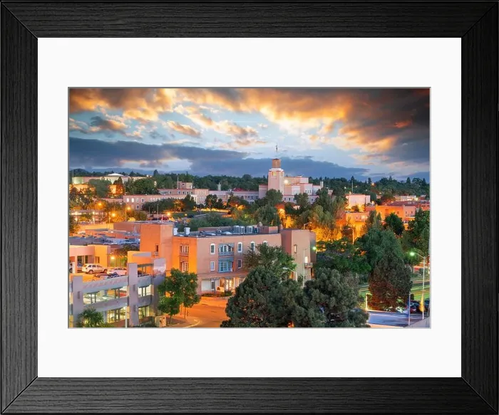 Framed Print : Santa Fe, New Mexico, USA downtown skyline at dusk Framed Print : Santa Fe, New Mexico, USA downtown skyline at dusk