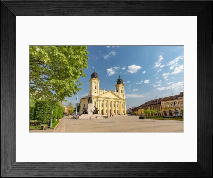 Framed Print : Reformed Great Church in Debrecen city, Hungary. Old city center with statues and flower garden Framed Print : Reformed Great Church in Debrecen city, Hungary. Old city center with statues and flower garden