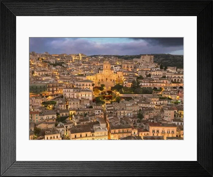 Framed Print : Modica, Sicily, Italy with the Cathedral of San Giorgio at twilight Framed Print : Modica, Sicily, Italy with the Cathedral of San Giorgio at twilight