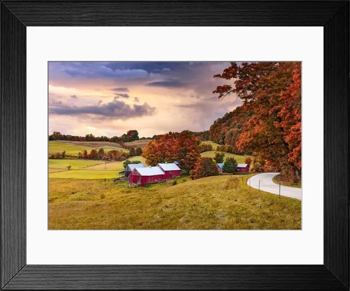 Framed Print : Rural autumn Jenne Farm in Vermont, USA Framed Print : Rural autumn Jenne Farm in Vermont, USA