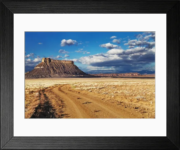 Framed Print : Factory Butte, isolated flat-topped sandstone mountain in Utah desert, USA Framed Print : Factory Butte, isolated flat-topped sandstone mountain in Utah desert, USA