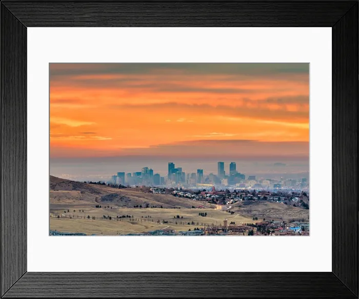 Framed Print : Denver, Colorado, USA downtown skyline viewed from Red Rocks at dawn Framed Print : Denver, Colorado, USA downtown skyline viewed from Red Rocks at dawn
