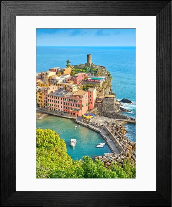 Framed Print : Vernazza, Cinque Terre National Park, Liguria, Italy, UNESCO Framed Print : Vernazza, Cinque Terre National Park, Liguria, Italy, UNESCO