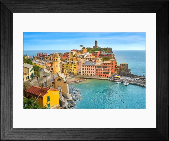Framed Print : Vernazza, Cinque Terre National Park, Liguria, Italy, UNESCO Framed Print : Vernazza, Cinque Terre National Park, Liguria, Italy, UNESCO