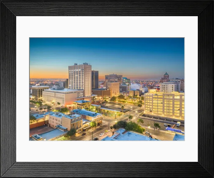 Framed Print : El Paso, Texas, USA downtown city skyline at dusk with Juarez, Mexico in the distance Framed Print : El Paso, Texas, USA downtown city skyline at dusk with Juarez, Mexico in the distance
