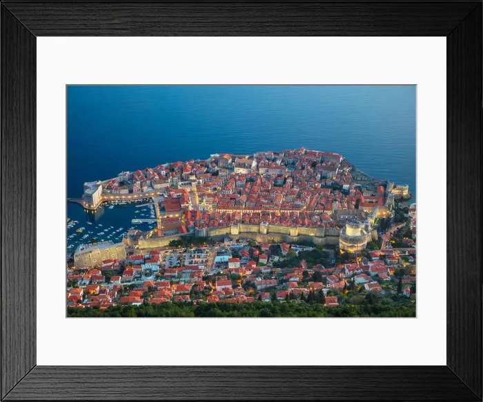Framed Print : Dubrovnik, Croatia. Beautiful romantic old town of Dubrovnik during sunset Framed Print : Dubrovnik, Croatia. Beautiful romantic old town of Dubrovnik during sunset