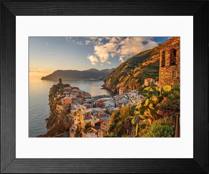 Framed Print : Vernazza, La Spezia, Liguria, Italy in the Cinque Terre region at dusk Framed Print : Vernazza, La Spezia, Liguria, Italy in the Cinque Terre region at dusk